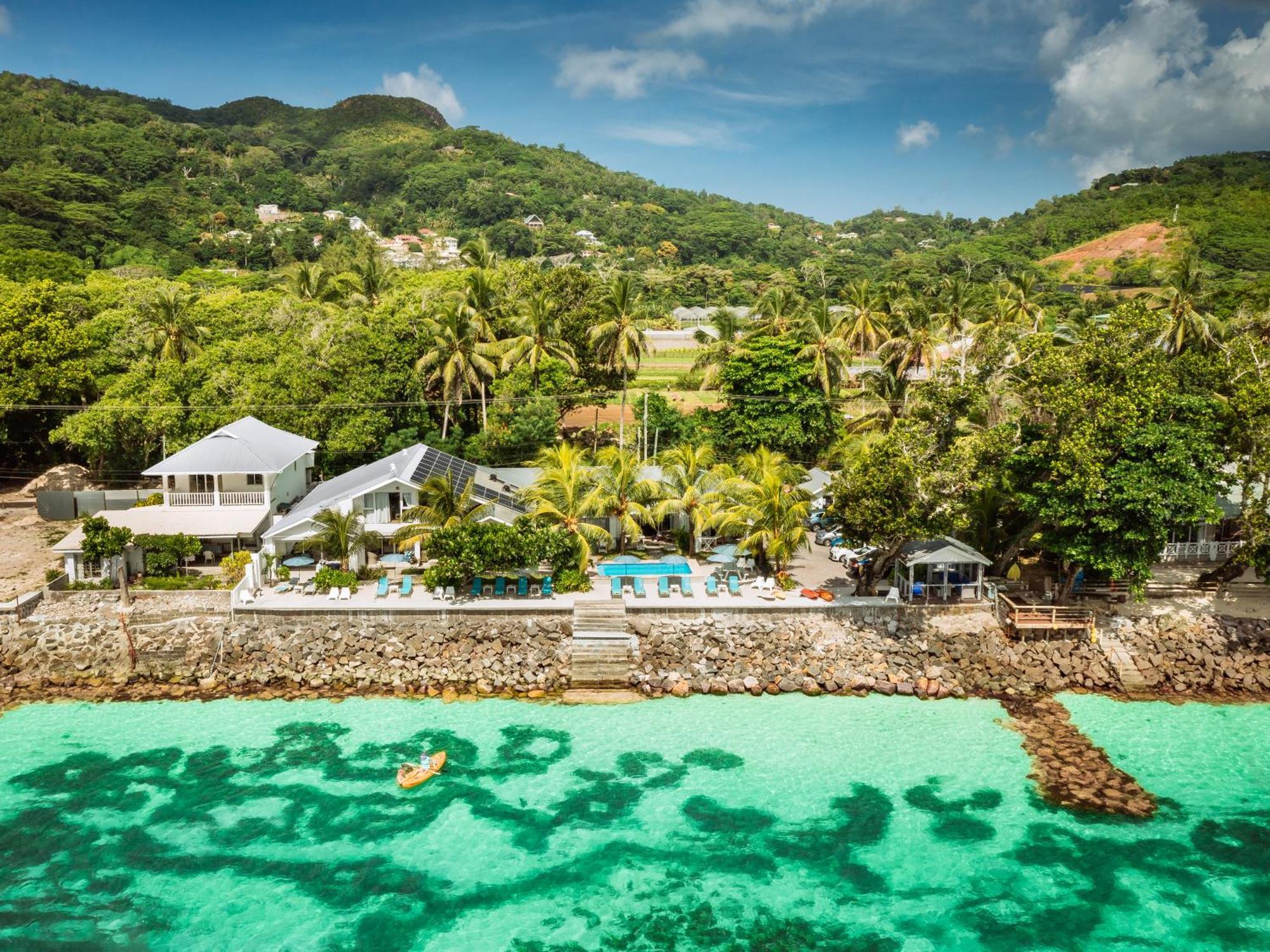 Apartment Le Nautique Beachfront Anse Royale