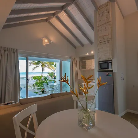 Le Nautique Beachfront Apartments Anse Royale Exterior foto