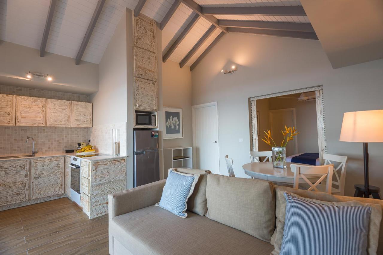 Le Nautique Beachfront Apartment