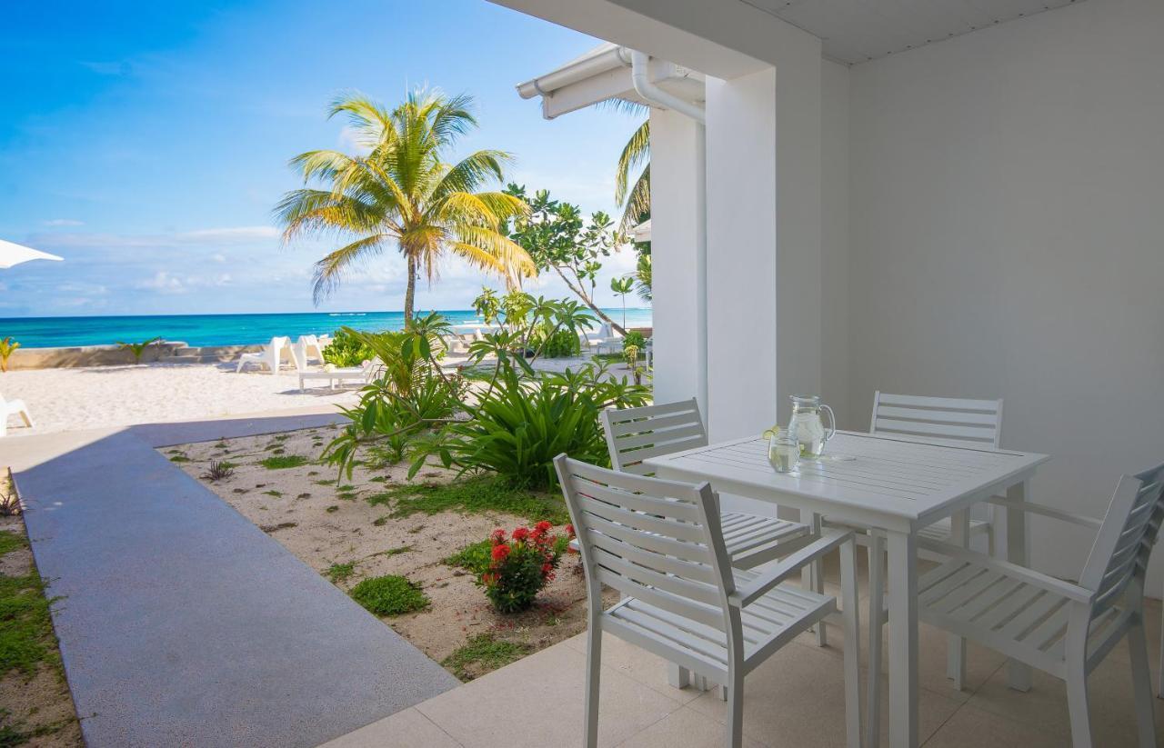 Le Nautique Beachfront Anse Royale